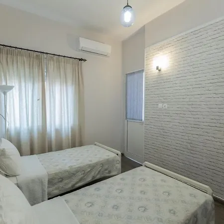 Pegasus Rooms Corinth Exterior photo
