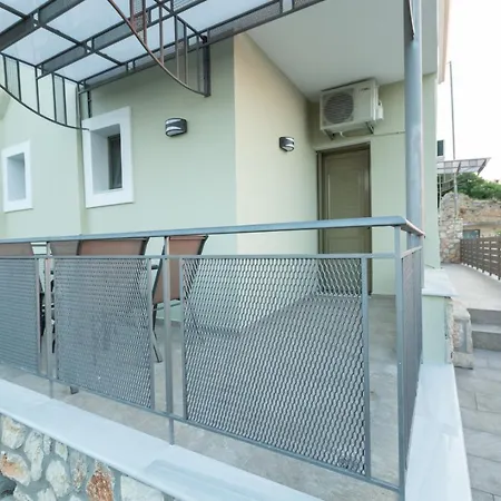 Pegasus Rooms Corinth Exterior photo
