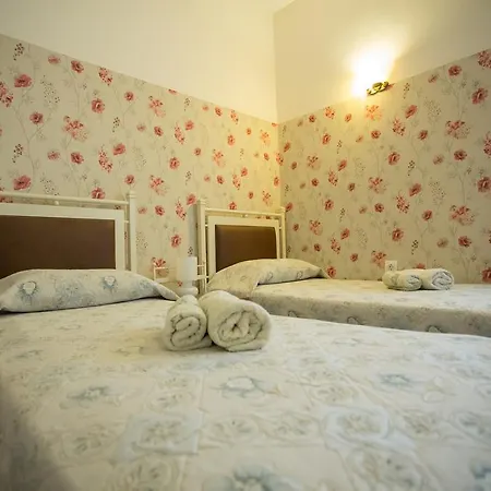 Pegasus Rooms Corinth Exterior photo