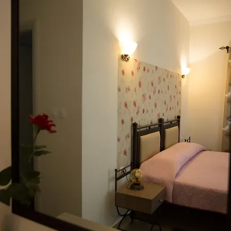 Pegasus Rooms Corinth Exterior photo